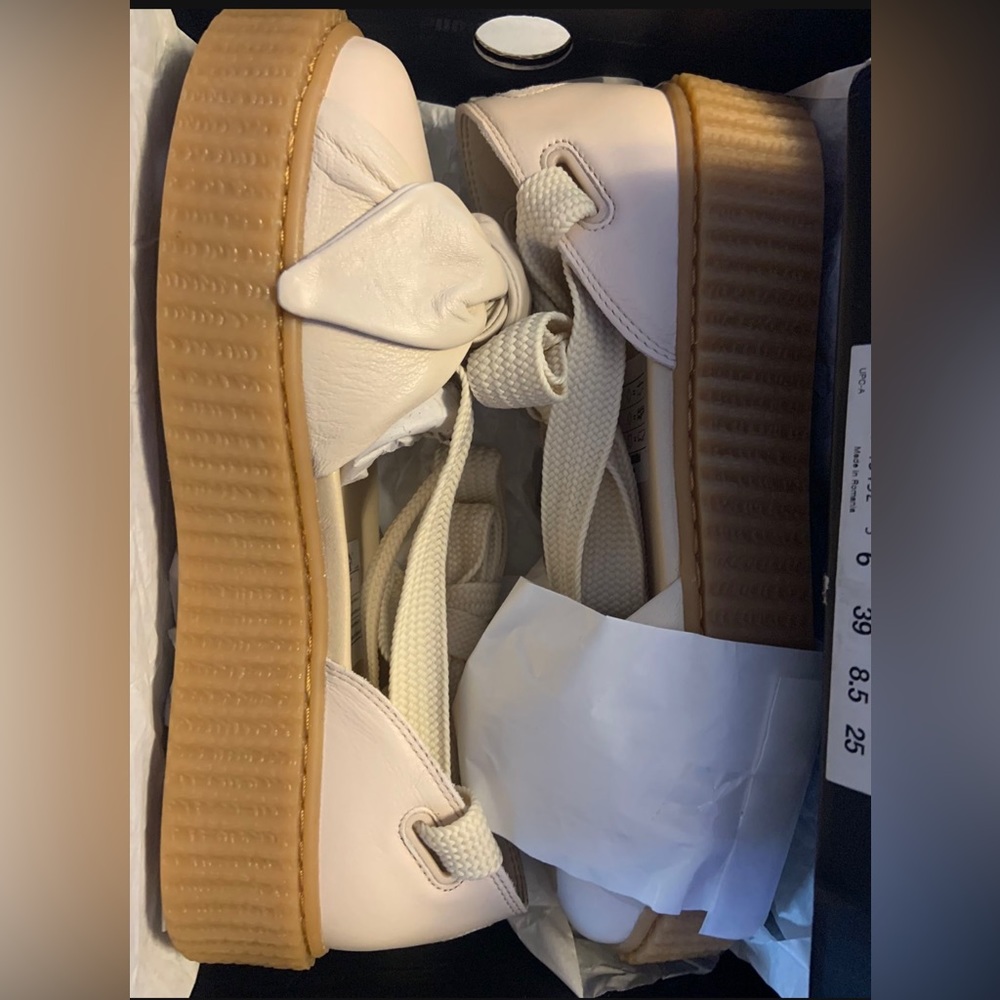 PUMA X FENTY BY RIHANNA WOMEN BOW
CREEPER SANDAL (PINK / PINK TINT / OATMEAL)